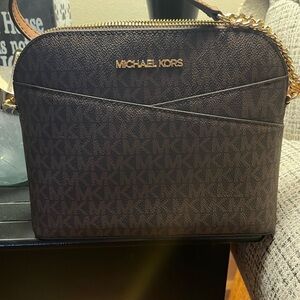 Michael Kors Tan Leather Handbag with Gold Zipper